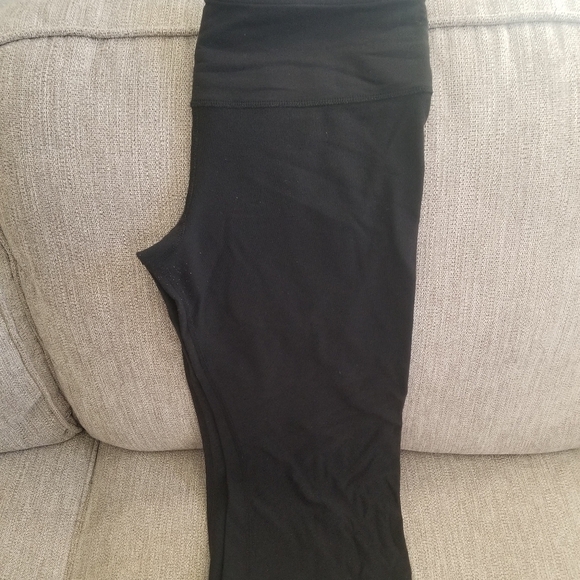 Lululemon - Picture 4 of 6